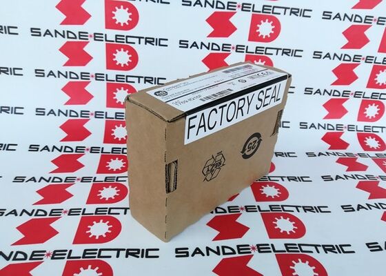 একটি নতুন AB 1769-IQ16F হাই স্পিড ইনপুট মডিউল বক্সে 1769IQ16F