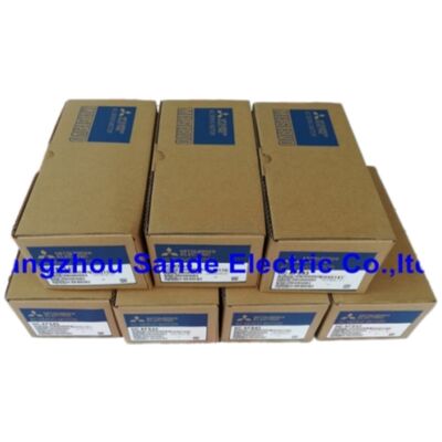 HC-KFS43 NEW Mitsubishi Servo Motor HCKFS43 বিনামূল্যে দ্রুত শিপিং এক বছরের ওয়ারেন্টি