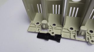 মিতসুবিশি TCL-05SV2 বড় টার্মিনাল কভার W75 2-মেরু | MCCB আনুষঙ্গিক NF63-SV NF32-SV স্টকে নতুন