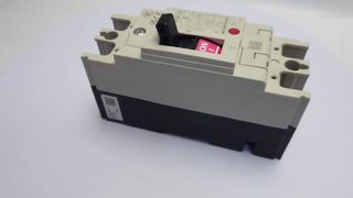 মিতসুবিশি NF32-SV2P5A মোল্ডেড কেস সার্কিট ব্রেকার